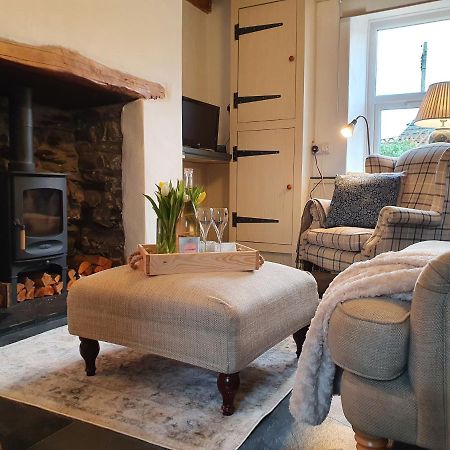 Cosy Cottage In Heart Of Llangollen Exterior foto